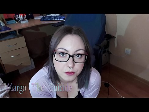 ❤️ სექსუალური გოგონა სათვალეებით ღრმად იწოვს დილდოს კამერაზე სუპერ პორნო პორნოში ka.xxxner.ru ️❤